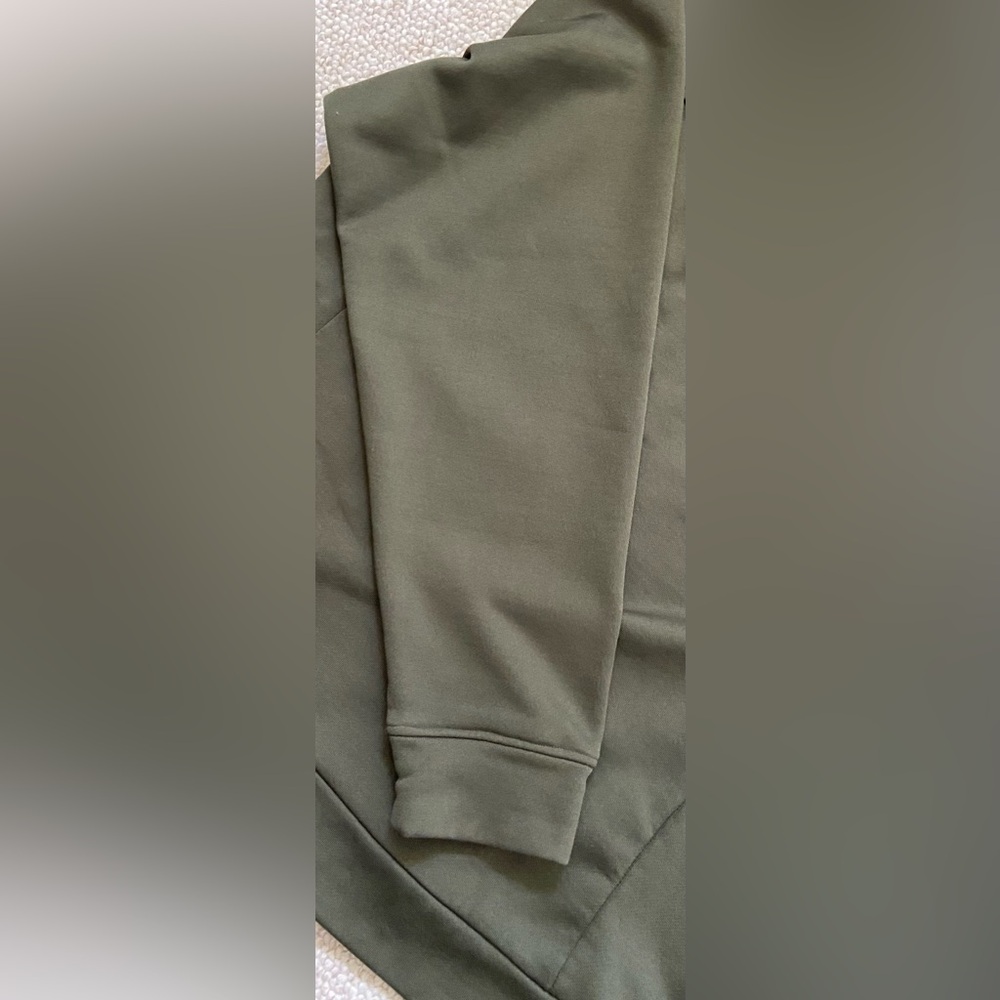 GAP full zip men’s track jacket Sz. XL performance Men's olive green color. - Picture 4 of 10